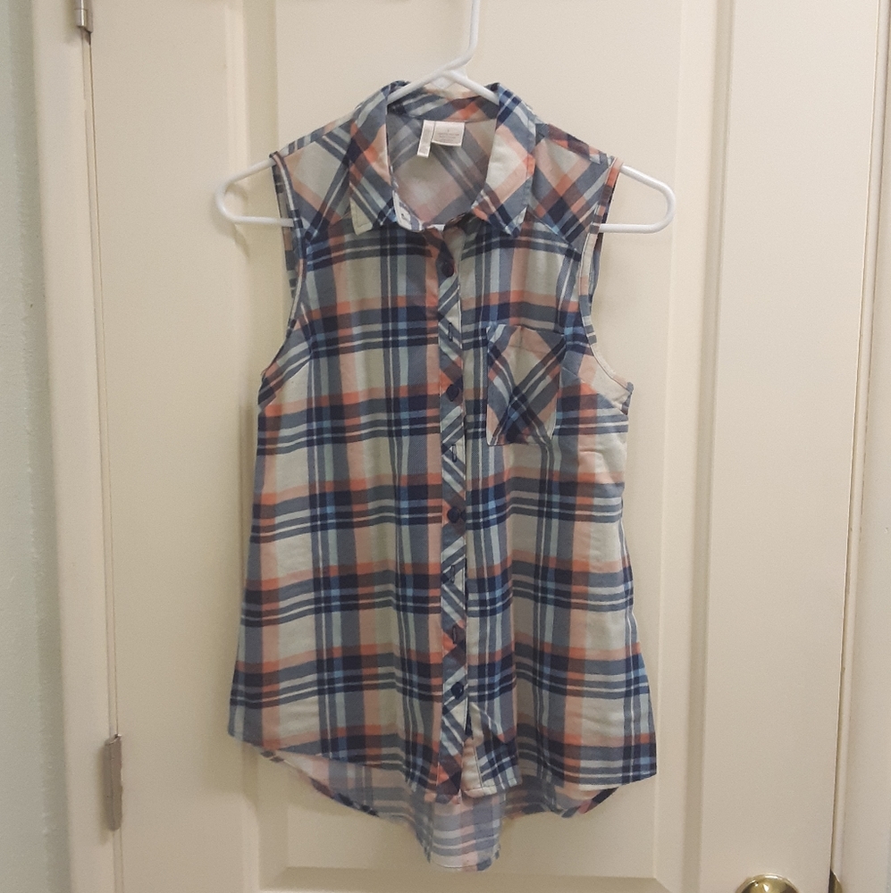 Button down tank top, size small